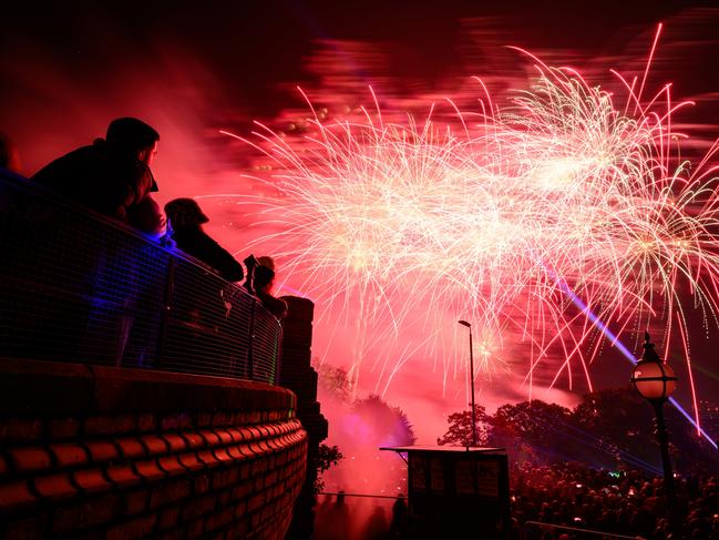 LONDON, ENGLAND - NOVEMBER 04: Fireworks explode in the sky during the annual display at Alexandra Palace on November 04, 2023 in London, England. This year marks the 150th Anniversary of fireworks at Alexandra Palace.  (Photo by Leon Neal/Getty Images) *** BESTPIX ***