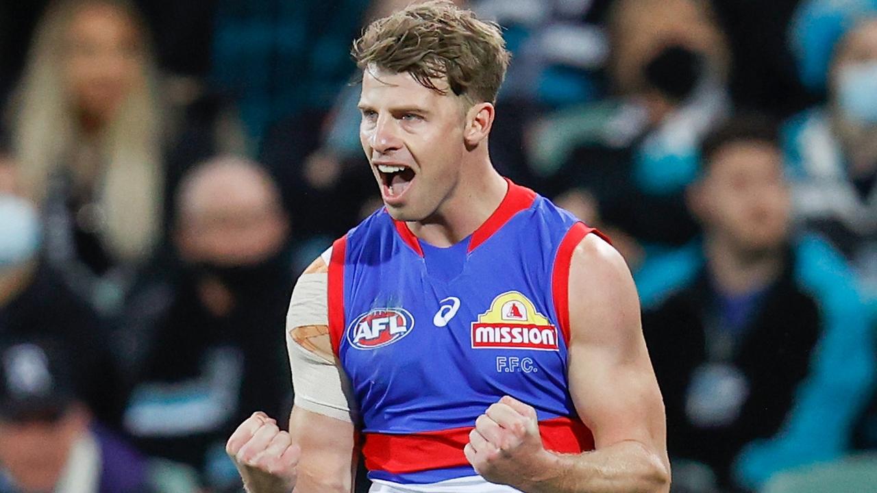 AFL finals series: Western Bulldogs upset win over Port Adelaide Power ...