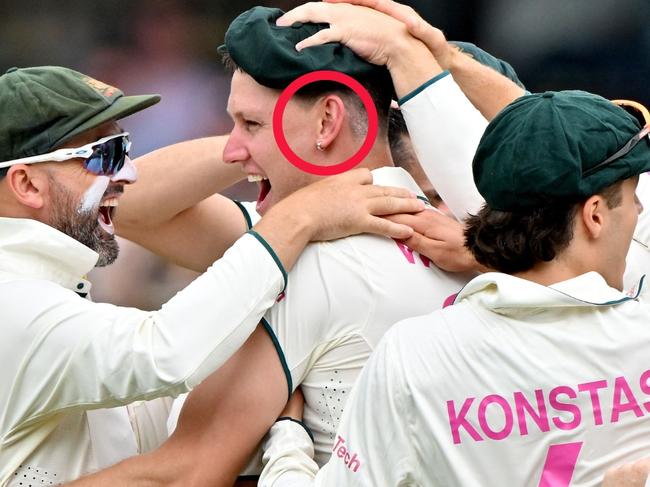 Beau Webster's earring caught the eye of cricket fans.