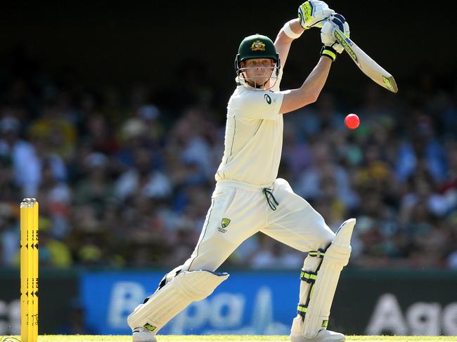 BRISBANE, AUSTRALIA - DECEMBER 17: Steve Smith of Australia plays a shot during day three of the First Test match between Australia and Pakistan at The Gabba on December 17, 2016 in Brisbane, Australia. (Photo by Bradley Kanaris/Getty Images)