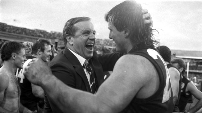 Ted Whitten and Tony Lockett at State of Origin 1989.