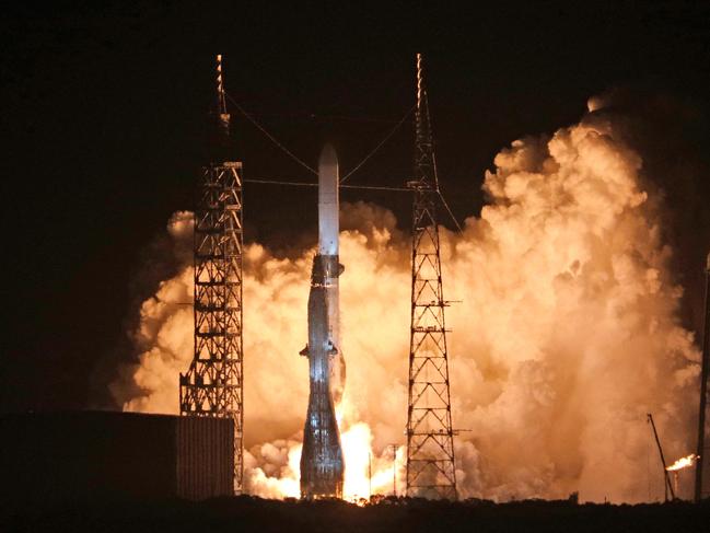 A Blue Origin New Glenn rocket lifts off from Space Launch Complex 36 from the Kennedy Space Centre on its maiden flight. Picture: AFP