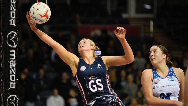 South Adelaide’s Maggie Kerr. Picture: On the Ball Media/Netball SA