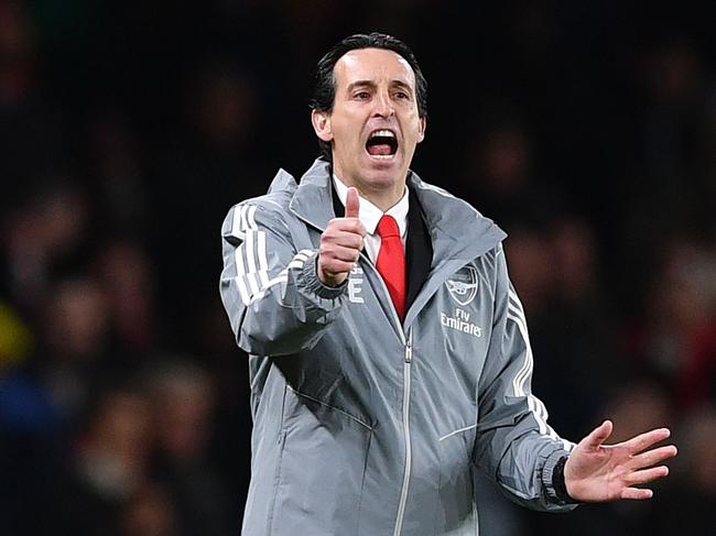 Arsenal's Spanish head coach Unai Emery gestures during their UEFA Europa league Group F football match between Arsenal and Eintracht Frankfurt at the Emirates stadium in London on November 28, 2019. (Photo by DANIEL LEAL-OLIVAS / AFP)