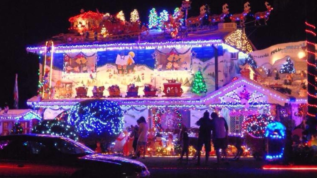 Couple’s wildly popular Christmas lights cancelled over virus concerns