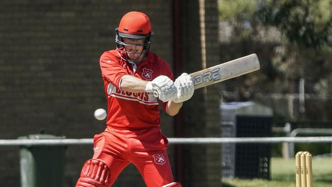 Ryan Quirk batting for Springvale South. Picture: Valeriu Campan