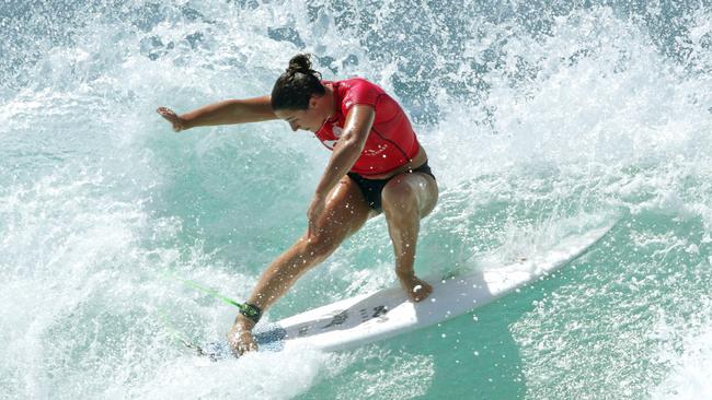 Tyler Wright on her way to the Roxy Pro quarter-finals at Snapper Rocks. Picture: Tim Marsden