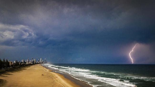 Stormy Sky from Miami on the Gold Coast. Picture: NIGEL HALLETT