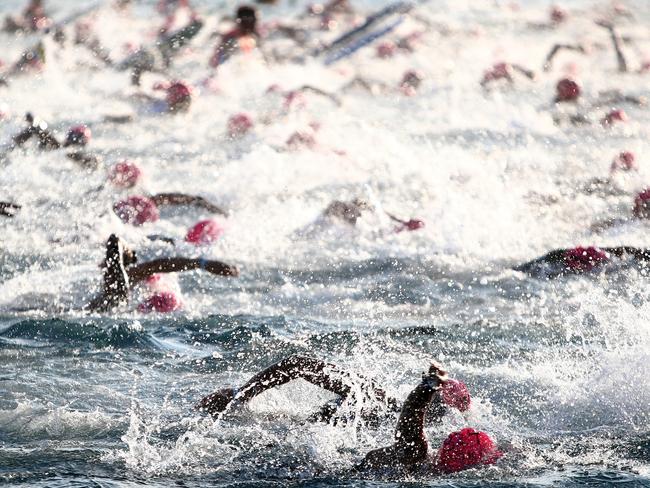 The mass start for the women in Hawaii.