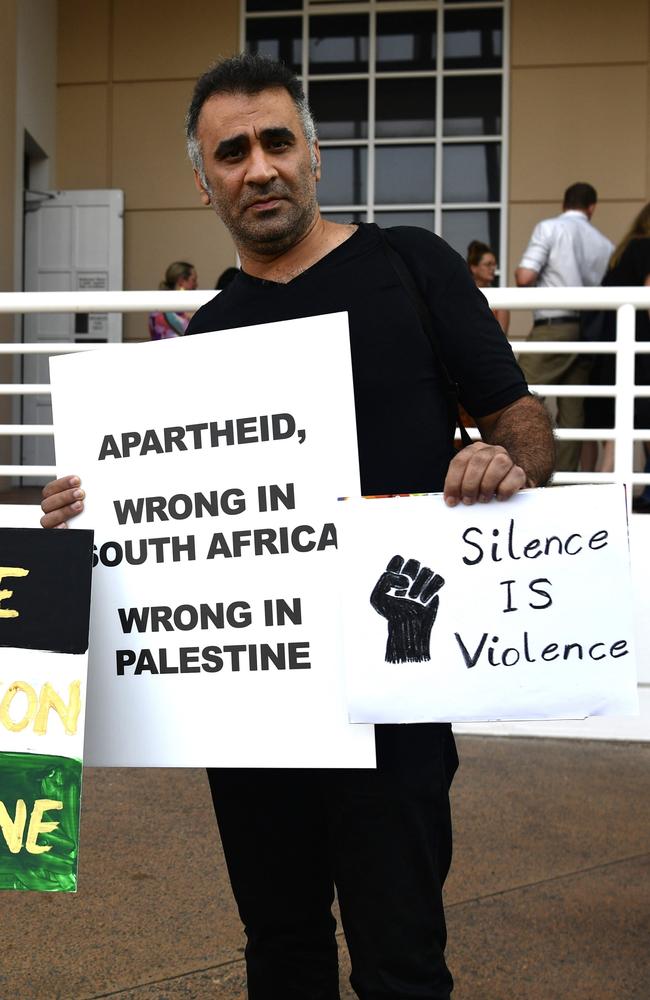 Ali Nazari attended a pro-Palestine protest outside of the NT Parliament house on Friday October 27 calling for a ceasefire 20-days into the Gaza conflict.