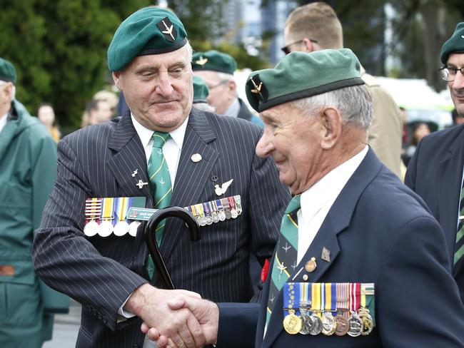 Anzac Day 2017 in Melbourne: VC hero praises first Diggers | Herald Sun