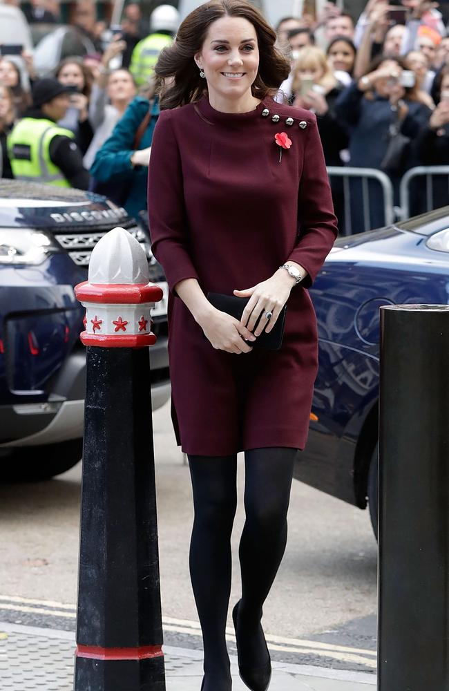 Kate Middleton struggles to drop off Prince George at school | Daily ...