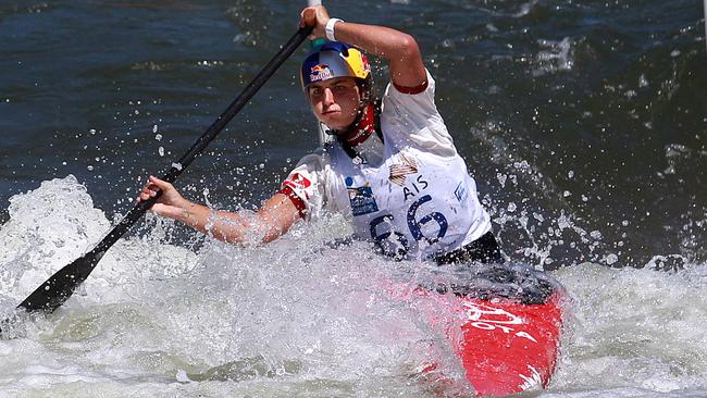 Jessica Fox competes at the 2017 Australian Canoe Slalom Championships. Picture: Carmela Roache