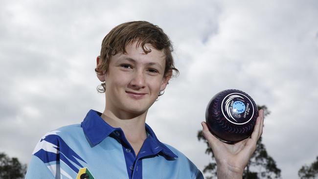 Caitlin Robinson and Kane Shorter have been selected for the lawn bowls junior state development squad.