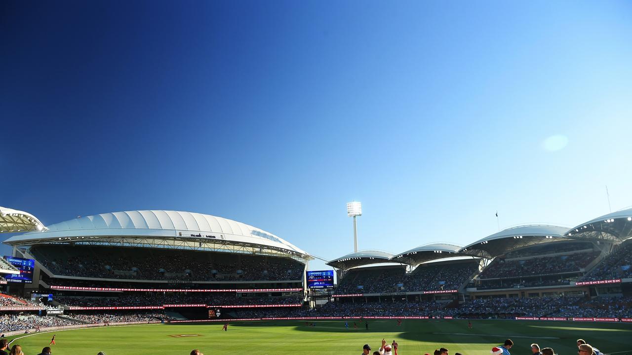 A general view of play during the Adelaide Strikers v Melbourne Renegades Big Bash League Match at Adelaide Oval on December 23, 2018