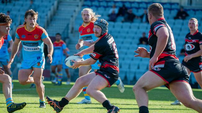 Collegians Vs De Le Salle. Max Devlin looking to pass. Picture Thomas Lisson