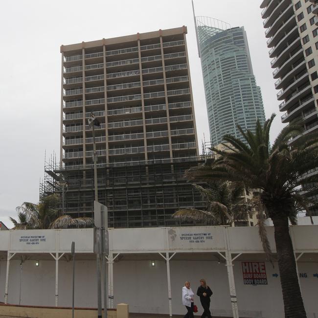 Demolition has begun on the Ikuka building and Billys Beach House sites in Surfers Paradise.