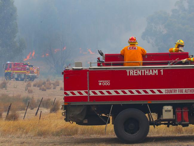 Firefighters on the bushfire front near Elmhurst. Picture: David Crosling