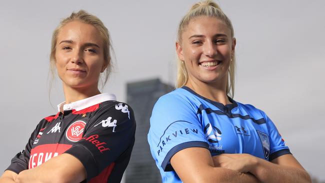 Georgia Yeoman Dale of Western Sydney Wanderers poses with Remy Siemsen.