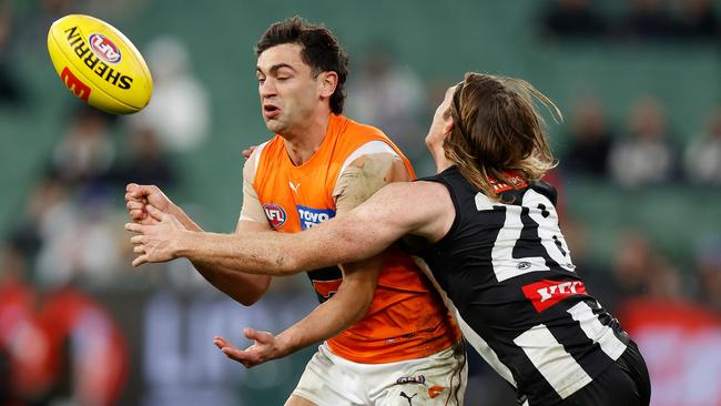 Collingwood is among the clubs chasing Giant Tim Taranto’s signature. Picture: Getty Images