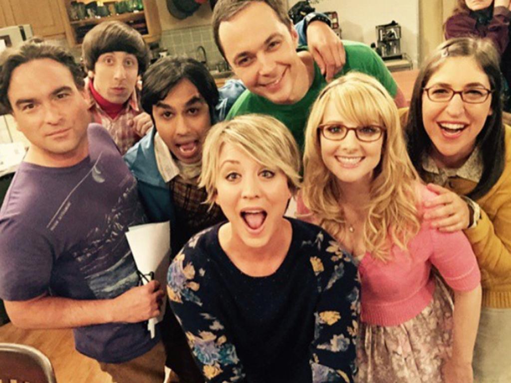 Kaley Cuoco (centre) famously got a pixie cut. Picture: normancook/Instagram