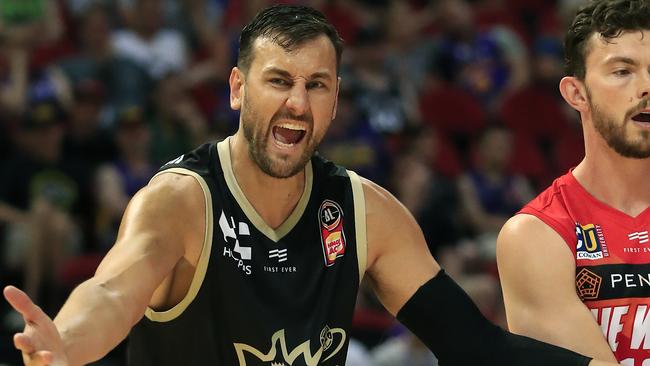 SYDNEY, AUSTRALIA – JANUARY 27: Andrew Bogut of the Kings reacts during the round 15 NBL match between the Sydney Kings and the Perth Wildcats at Qudos Bank Arena on January 27, 2019 in Sydney, Australia. (Photo by Mark Evans/Getty Images)