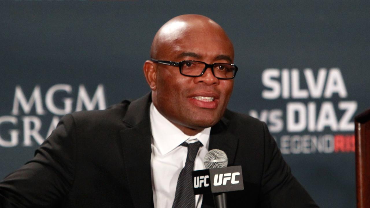 LAS VEGAS, NV - JANUARY 31: Anderson Silva speaks at a postfight news conference after a middleweight fight against Nick Diaz during UFC 183 at the MGM Grand Garden Arena on January 31, 2015 in Las Vegas, Nevada. Silva won by unanimous decision. Steve Marcus/Getty Images/AFP == FOR NEWSPAPERS, INTERNET, TELCOS & TELEVISION USE ONLY ==