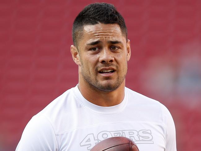 SANTA CLARA, CA - OCTOBER 22: Jarryd Hayne #38 of the San Francisco 49ers warms up prior to their NFL game against the Seattle Seahawks at Levi's Stadium on October 22, 2015 in Santa Clara, California. (Photo by Ezra Shaw/Getty Images)
