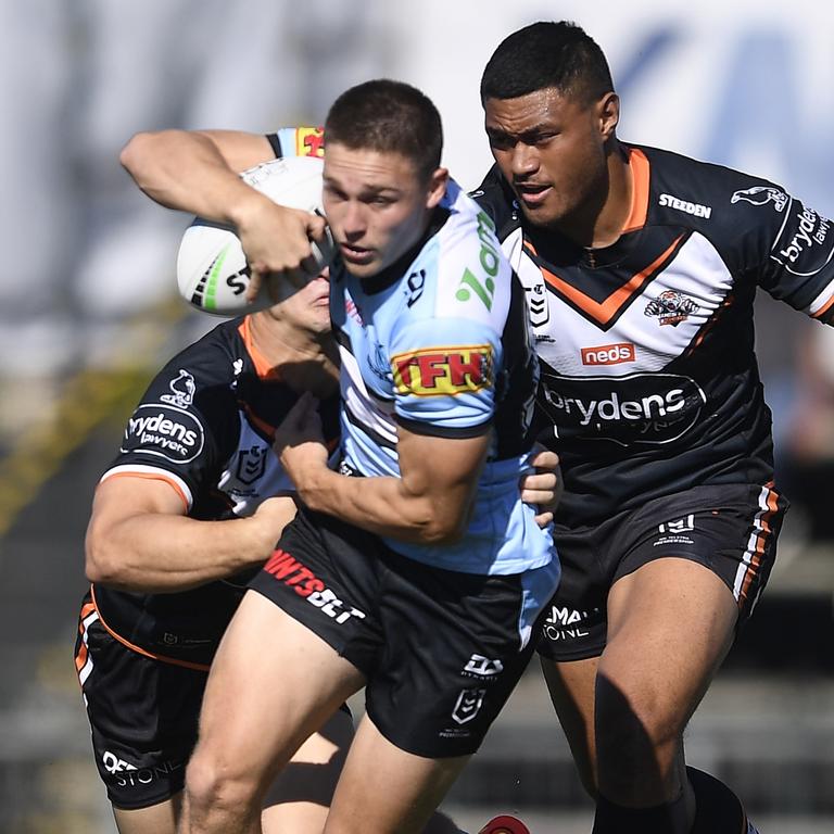 Luke Metcalf of the Sharks will join the Warriors in 2023. Picture: Ian Hitchcock/Getty Images