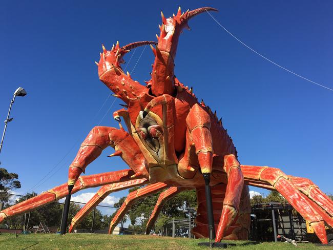 ICONS OF SOUTH AUSTRALIA - Larry Lobster - Larry the GIANT Lobster - Kingston, SE SA.