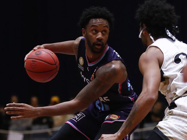 LAUNCESTON, AUSTRALIA - APRIL 26: Levi Randolph of the Breakers runs with the ball during the round 15 NBL match between the New Zealand Breakers and the Adelaide 36ers at Silverdome, on April 26, 2021, in Launceston, Australia. (Photo by Daniel Pockett/Getty Images)