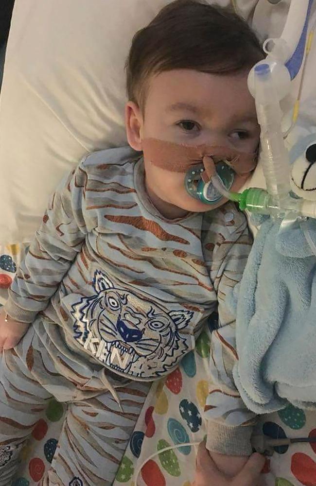 Alfie Evans: Dad gave mouth-to-mouth to tot, final moments revealed ...