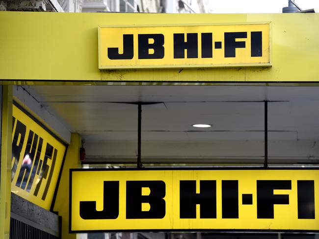 MELBOURNE, AUSTRALIA - NewsWire Photos FEBRUARY 14, 2022: Generic images of JB Hi-Fi retail store on Chapel Street Prahran in inner Melbourne. Picture: NCA NewsWire / Andrew Henshaw