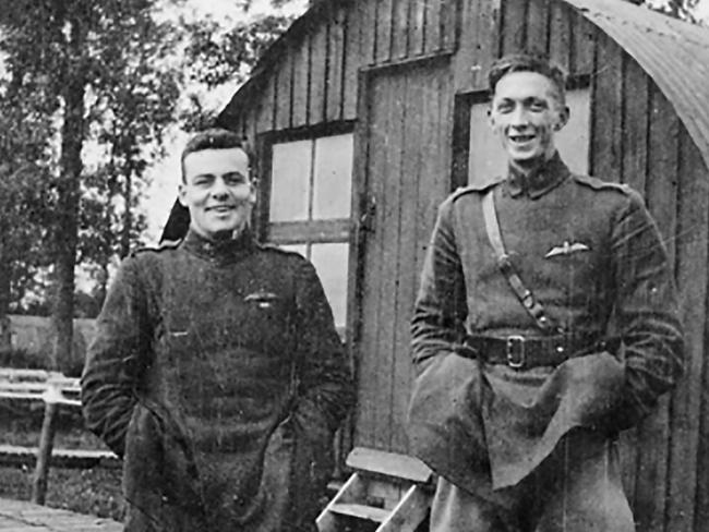 A supplied image obtained on Sunday, November 10, 2019, of Captain Cedric Ernest Howell (right). (AAP Image/Supplied by Australian War Memorial) NO ARCHIVING, EDITORIAL USE ONLY