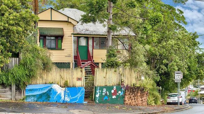 401 Sandgate Rd, Albion: A fixer-upper on a corner block that sold for $800k.