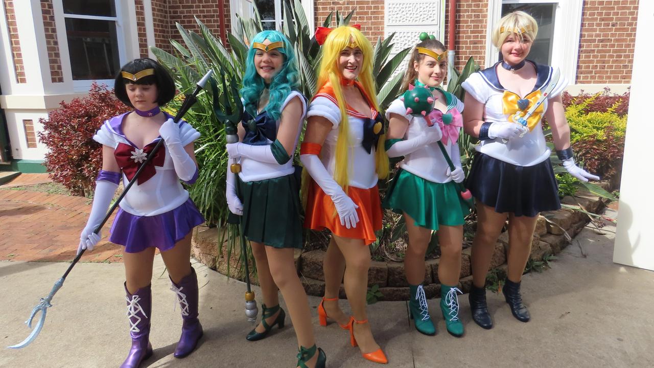 Madeline Onion, Lily Shipstone, Sharyn Merrin, Sienna Tozer and Kirra James.