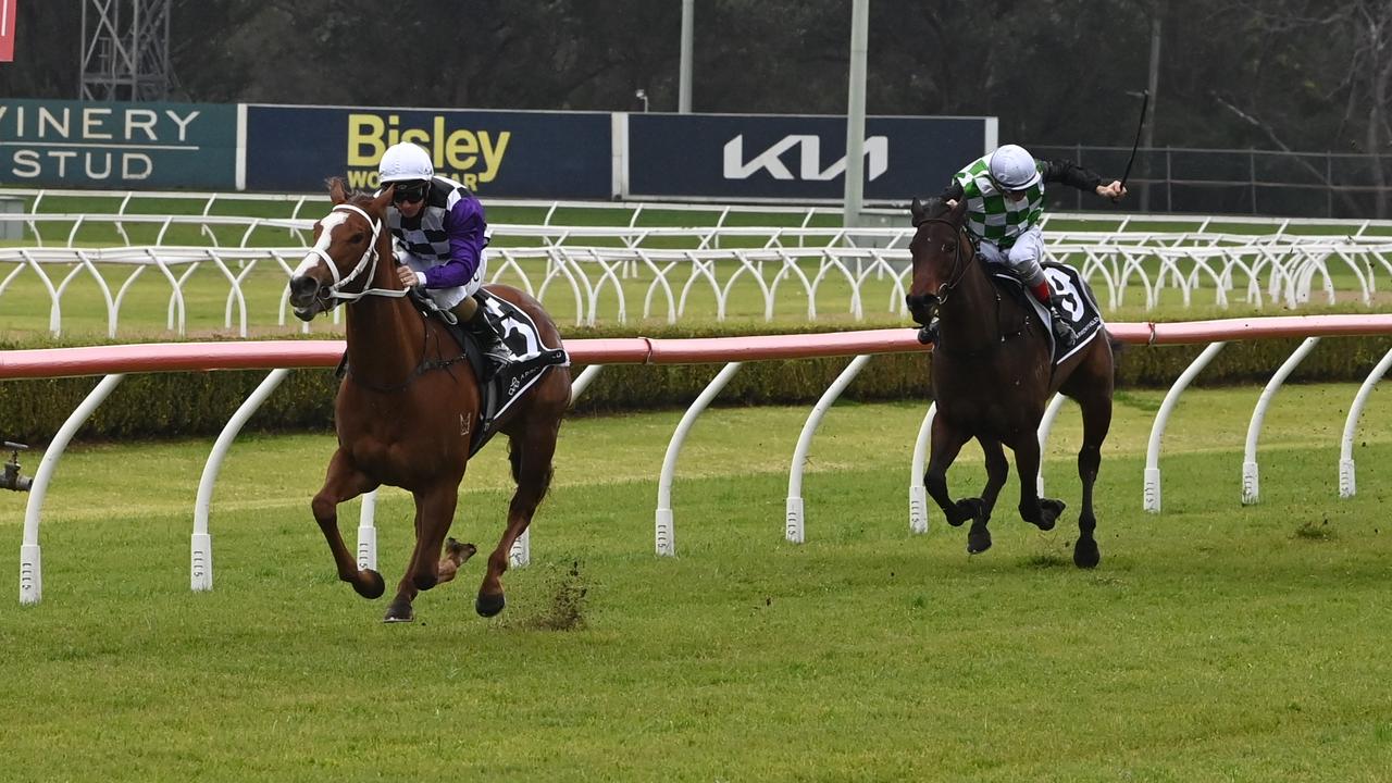 Extremely Hardys wins her debut by six lengths at Canterbury on Wednesday. Photo: Bradley Photos