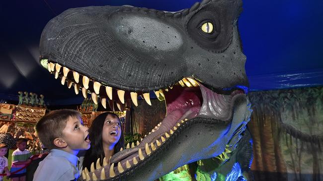 competition Jurassic Creatures