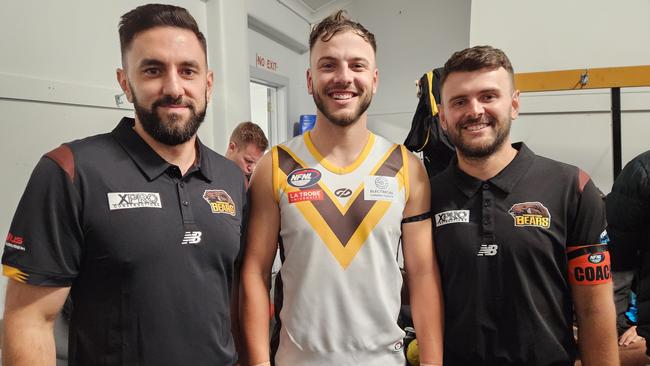 Thomastown co-coaches David Folino (left) and Sash Spiroski (right) with captain Anthony Caceci.