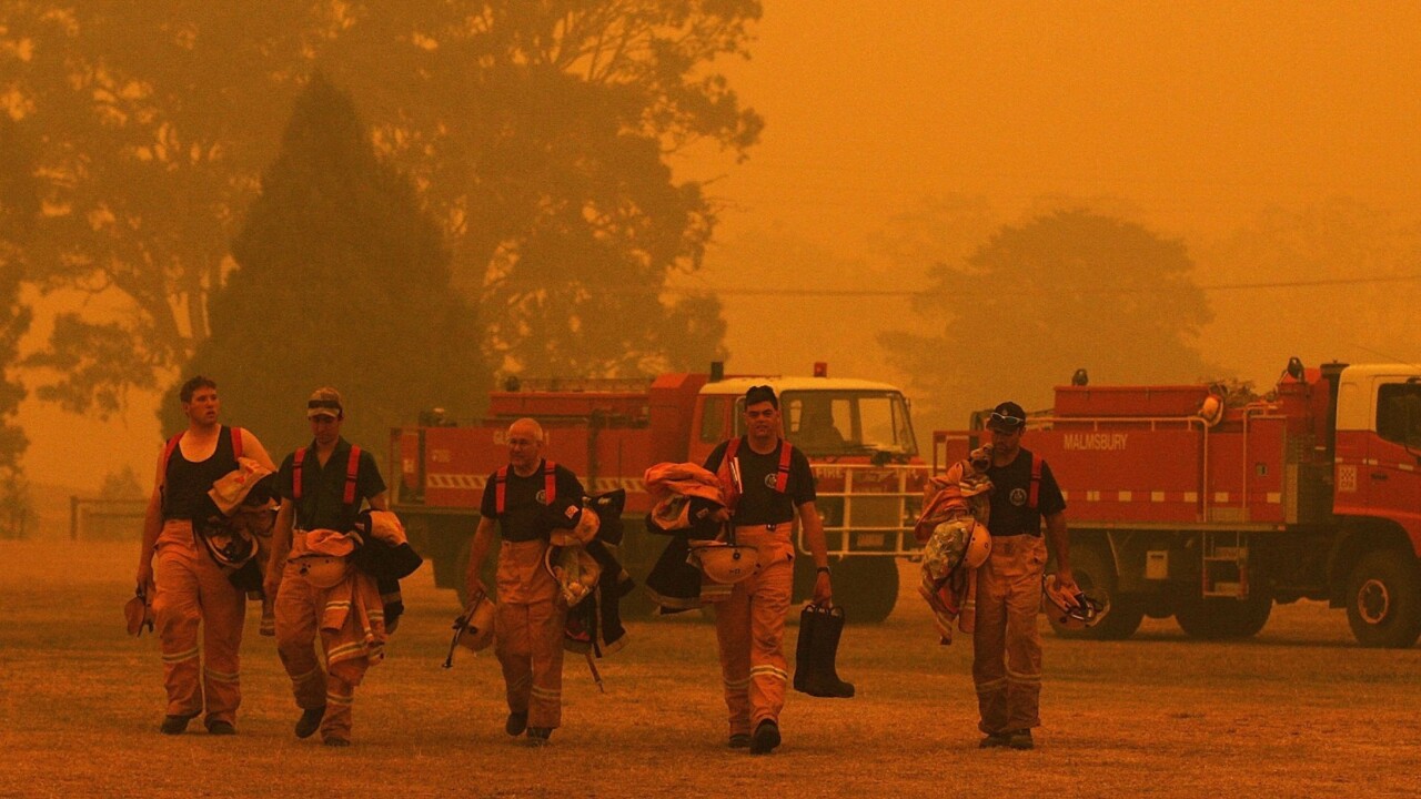 Victoria Bushfires: ‘Too Late To Leave’ For Pomonal And Bellfield ...