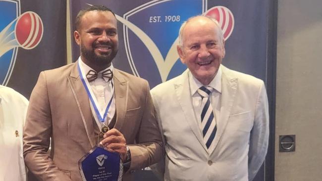 Holten Medallist Sahan Perera and VSDCA chairman Phil O'Meara.
