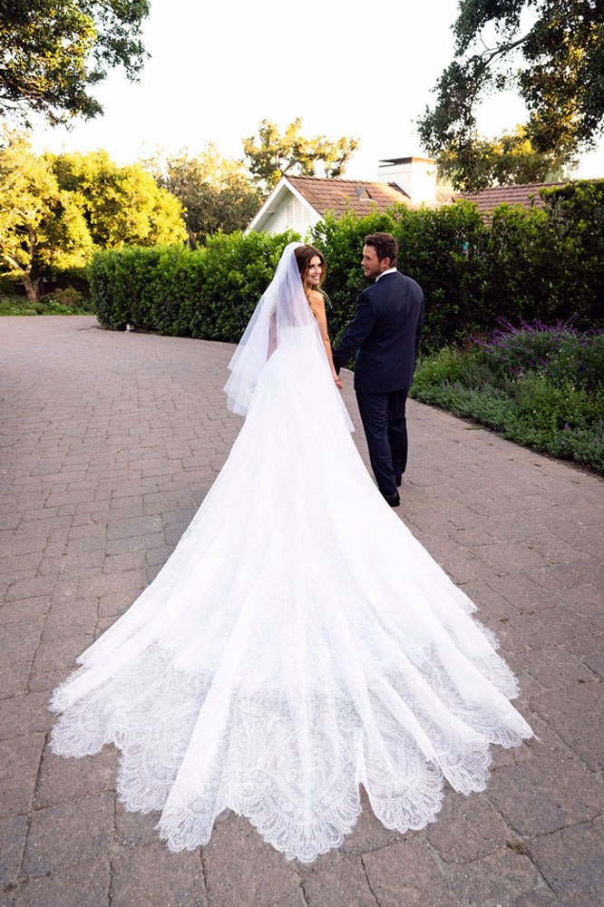 dreamy dress to her wedding reception 