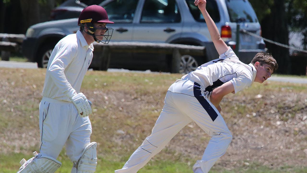 TSS bowler Ted Waterman Pic Mike Batterham