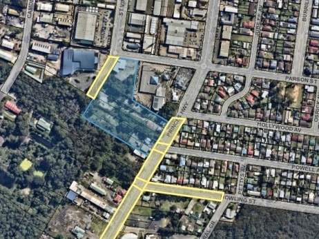 Planned works on the Princes Hwy, including a new roundabout, and an extension of St Vincent St in Ulladulla are highlighted in yellow.