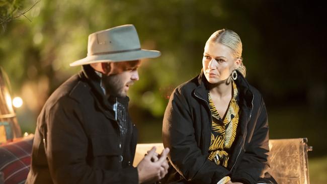 Racheal confronts Andrew at the ute muster about his supposed kiss with Lucy.