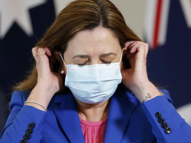 BRISBANE, AUSTRALIA - NewsWire Photos - JANUARY 5TH 2022:  Premier Annastacia Palaszczuk pictured addressing the media at One William Street regarding the latest on the Covid-19 outbreak.  Picture: NCA NewsWire / Josh Woning