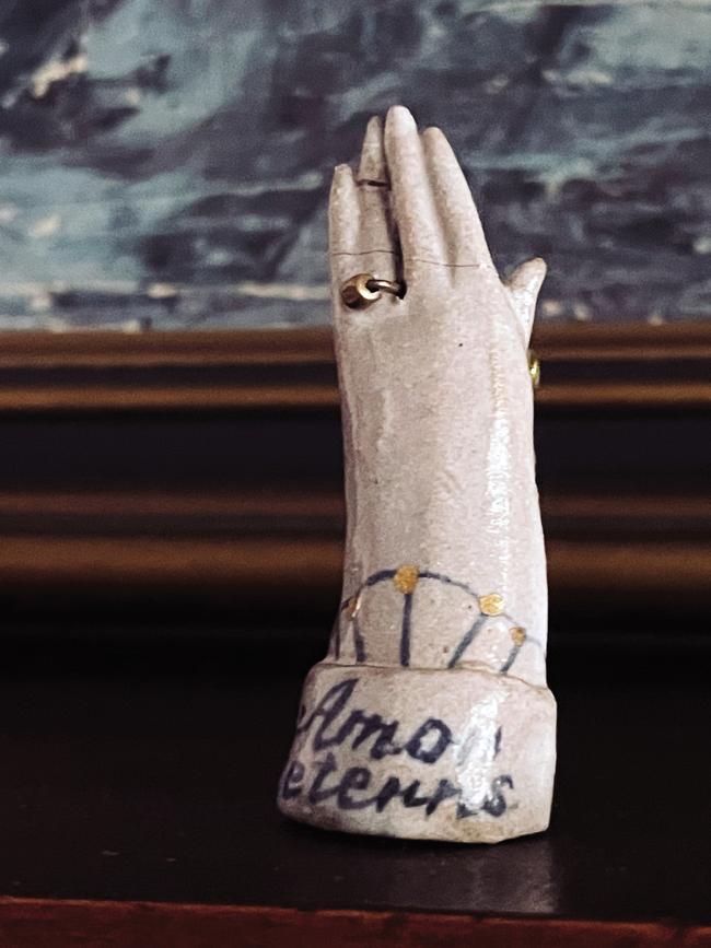 Tiny ceramic hand by Arii: Hand-le with care