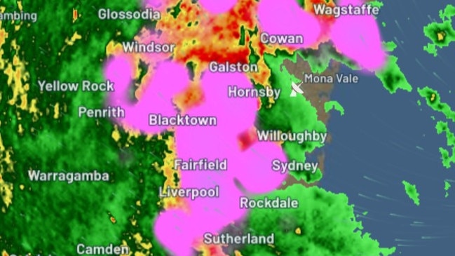 Residents in Sydney have been warned to bunker down as a severe thunderstorm smashes the city.