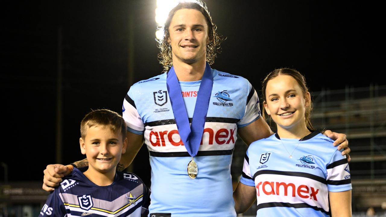 Cronulla-Sutherland Sharks v North Queensland Cowboys - Nicho Hynes, Paul Green Medal. Emerson &amp; Jed Green with Nicho. Picture Grant Trouville Â© NRL Photos Picture Grant Trouville/ NRL Photos