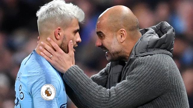 MANCHESTER, ENGLAND - NOVEMBER 11:  Sergio Aguero of Manchester City is embraced by Josep Guardiola, Manager of Manchester City as he is substituted during the Premier League match between Manchester City and Manchester United at Etihad Stadium on November 11, 2018 in Manchester, United Kingdom.  (Photo by Laurence Griffiths/Getty Images)